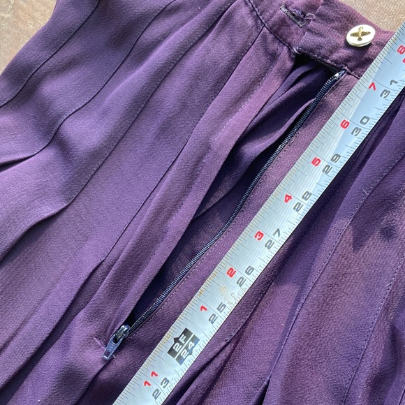 Y2K Vintage Casual Corner Elegant A-Line Skirt in Deep Purple - Picture 5 of 6